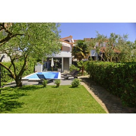 Dom apartamentowy PETRA - Bibinje