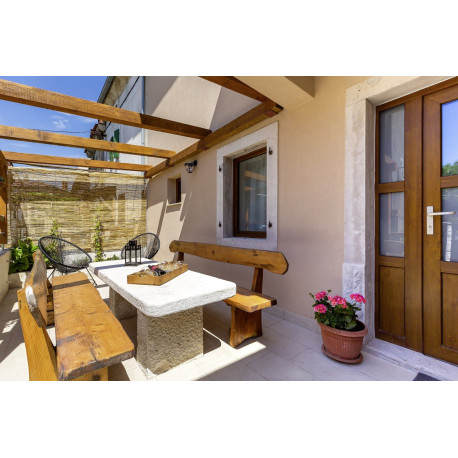 Dom Almar - Rakalj / Pula 20 km